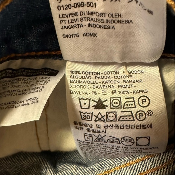 Levi’s 501 Cut Off Jean Shorts Medium Blue Distressed - Picture 11 of 12